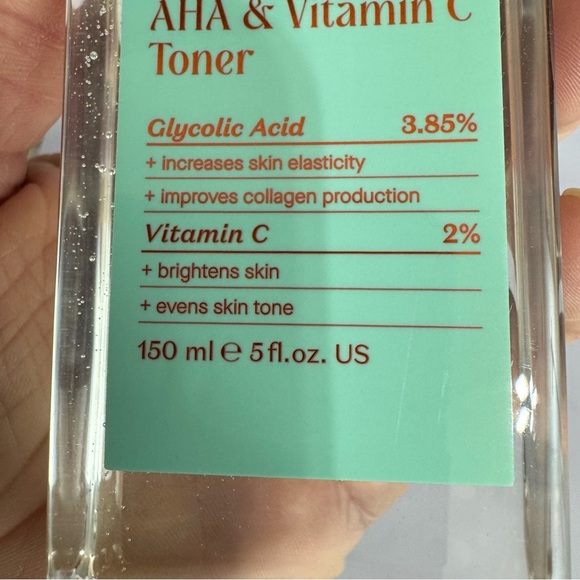Feel AHA & Vitamin C Toner 150ml / 5 fl oz. - Picture 4 of 5